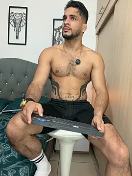 Maximiliano ford online show from 05/04/26, 11:29