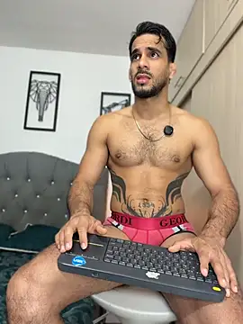 Maximiliano ford online show from 07/21/26, 10:49