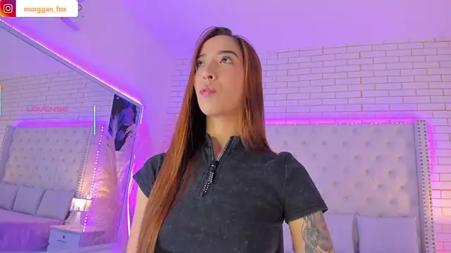 Morggan Fox  online show from 11/28/25, 03:50