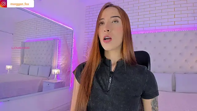 Morggan Fox  online show from 10/17/25, 03:21