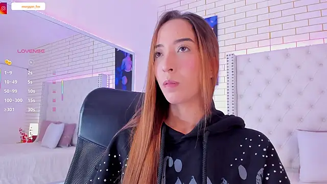 Morggan Fox  online show from 04/11/26, 03:25