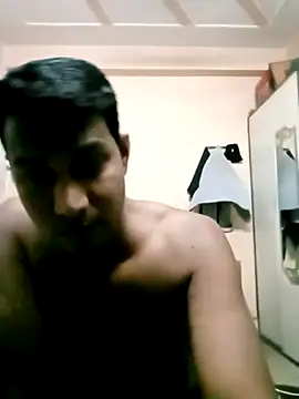 Snapshot of vikesh05 chatting on 10/03/25, 07:04 vikesh05 online show from 10/03/25, 07:04