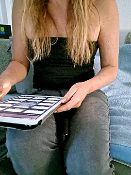 naturliebe online show from 03/25/26, 08:25