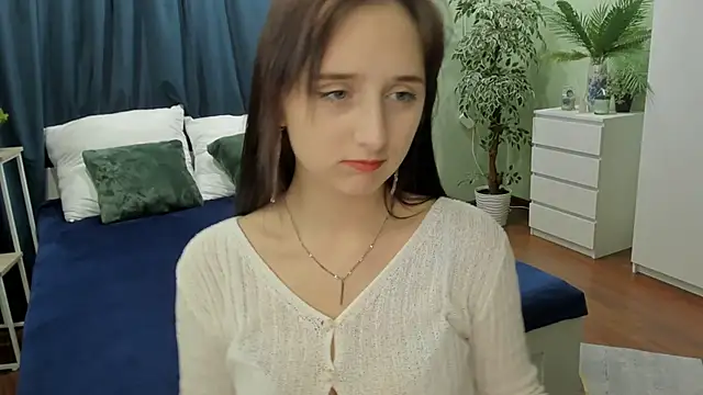 Snapshot of JulietMonli chatting on 10/01/25, 03:22 JulietMonli online show from 10/01/25, 03:22