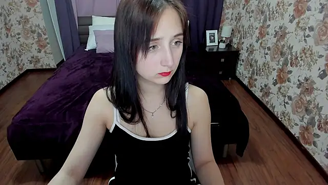 Snapshot of JulietMonli chatting on 09/12/25, 05:13 JulietMonli online show from 09/12/25, 05:13