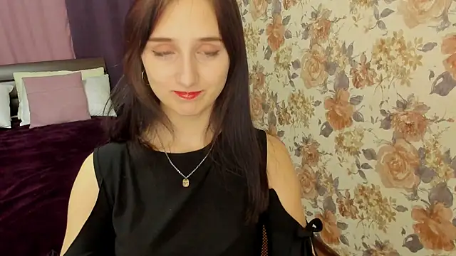 Snapshot of JulietMonli chatting on 09/27/25, 03:23 JulietMonli online show from 09/27/25, 03:23