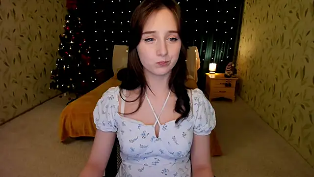 JulietMonli online show from 12/05/25, 11:31