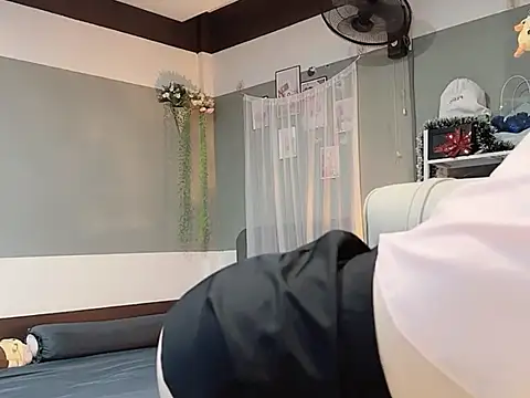 Nabiii6868 online show from 03/17/26, 06:22