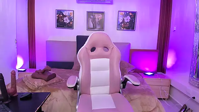 Snapshot of loress_ass_mature chatting on 09/29/25, 03:02 loress ass mature online show from 09/29/25, 03:02