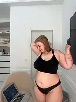 Amy Sky  online show from 11/18/25, 03:26