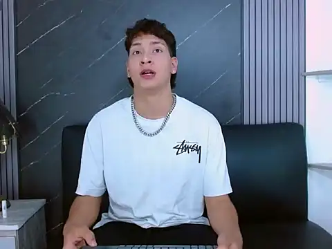 Jhojan twink online show from 04/02/26, 08:37