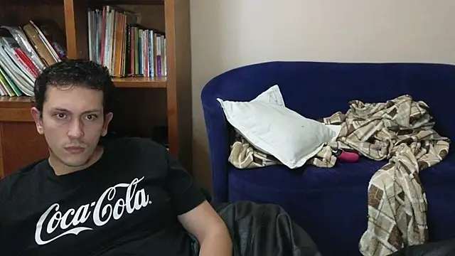 Snapshot of hardaftercum chatting on 10/10/25, 03:18 hardaftercum online show from 10/10/25, 03:18