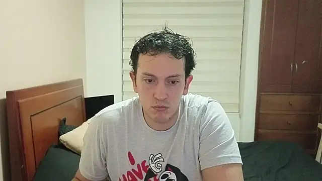 Snapshot of hardaftercum chatting on 05/20/26, 02:52 hardaftercum online show from 05/20/26, 02:52