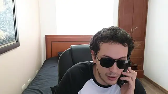 Snapshot of hardaftercum chatting on 03/17/25, 07:04 hardaftercum online show from 03/17/25, 07:04