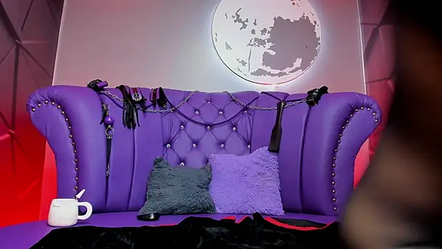 ammytorrez  online show from 04/21/26, 11:50