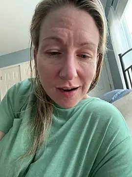 LittleMsMILF online show from 02/25/26, 09:47