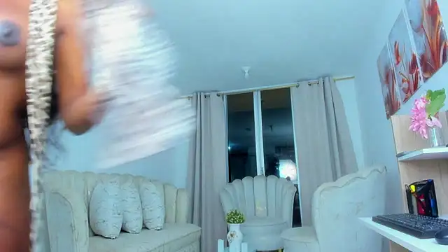 Snapshot of karol_f00x chatting on 02/08/26, 12:19 karol f00x online show from 02/08/26, 12:19