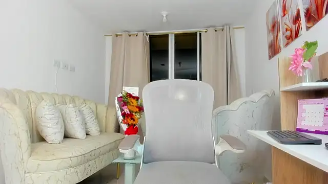 karol f00x online show from 11/15/25, 01:53