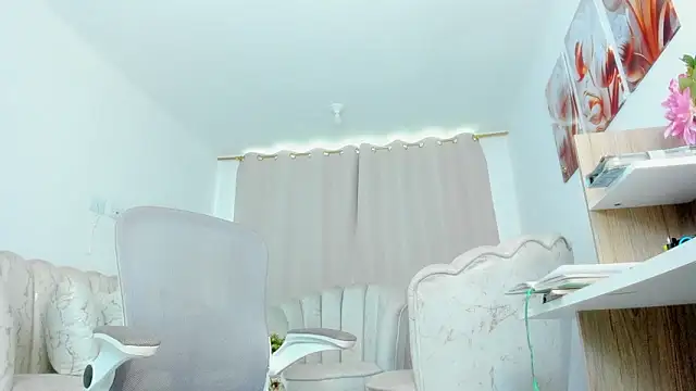 Snapshot of karol_f00x chatting on 01/10/26, 03:40 karol f00x online show from 01/10/26, 03:40