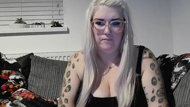 Sizzling Indie36 online show from 09/27/25, 12:17