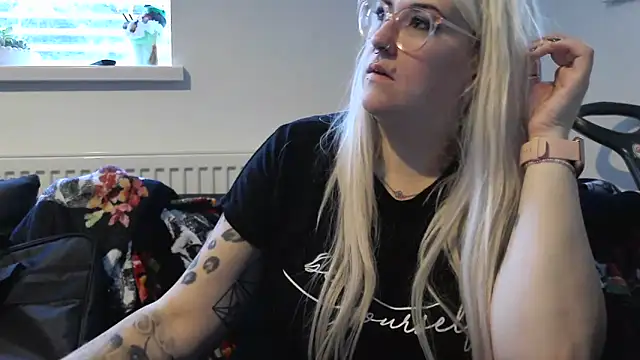 Sizzling Indie36 online show from 10/08/25, 08:16