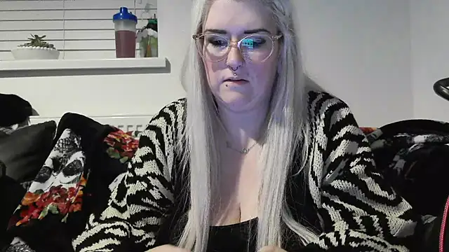 Sizzling Indie36 online show from 10/08/25, 08:20