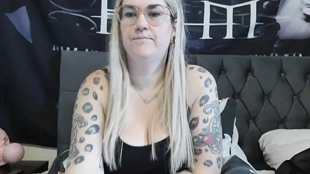 Sizzling Indie36 online show from 12/16/25, 09:46