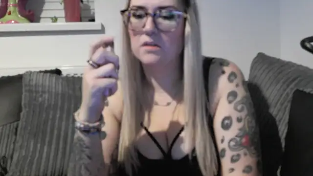 Sizzling Indie36 online show from 11/15/25, 08:57