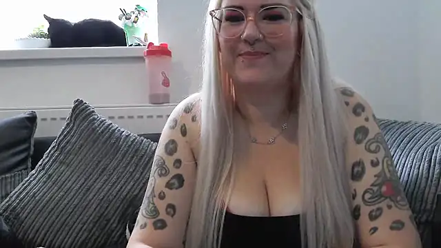 Sizzling Indie36 online show from 09/30/25, 09:37