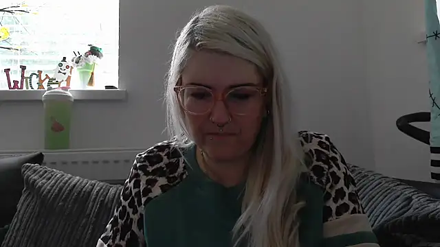 Sizzling Indie36 online show from 10/24/25, 08:35