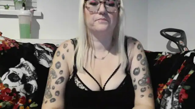 Sizzling Indie36 online show from 11/10/25, 05:40