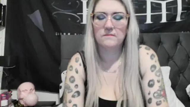 Sizzling Indie36 online show from 12/18/25, 12:49