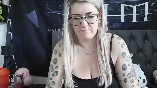 Sizzling Indie36 online show from 12/14/25, 12:11