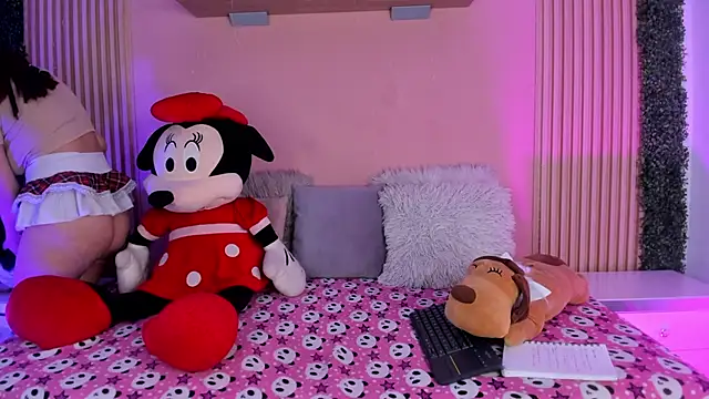 Sophie joyy online show from 12/19/25, 03:54