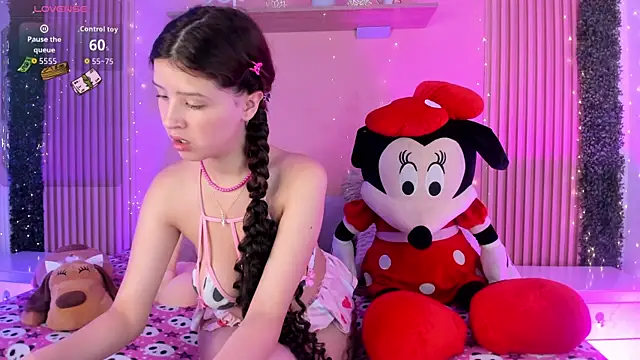 Sophie joyy online show from 12/18/25, 04:28