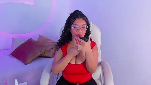 Snapshot of Dayanne_campbelll chatting on 11/04/25, 10:35 Dayanne campbelll online show from 11/04/25, 10:35