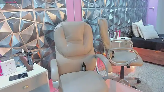 Dayanne campbelll online show from 03/15/26, 04:30