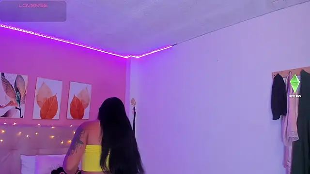 Molly h0t online show from 12/20/25, 12:52