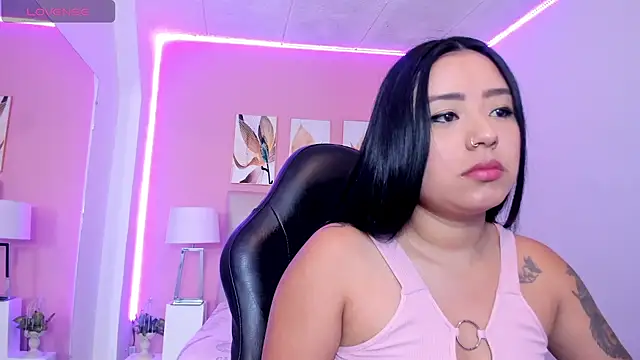 Molly h0t online show from 04/15/26, 01:48