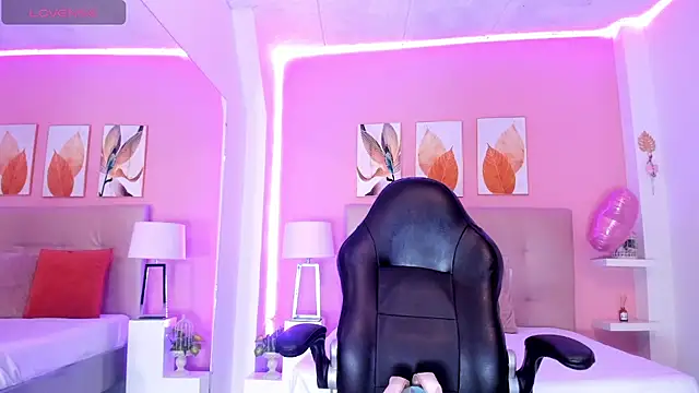 Molly h0t online show from 03/26/26, 12:47