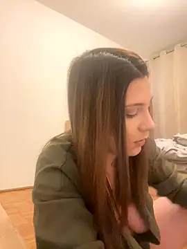 Natasha Cameron22 online show from 11/16/25, 07:51