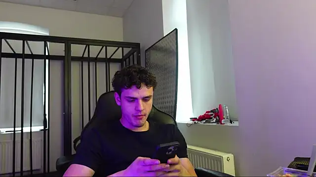 Brad Holloway online show from 10/05/25, 12:40