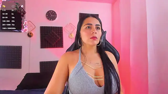 hannarusso online show from 11/22/25, 07:57