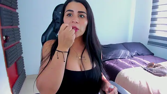 hannarusso online show from 03/19/26, 08:42