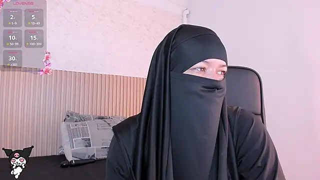 Layla arabelle online show from 05/04/26, 09:28