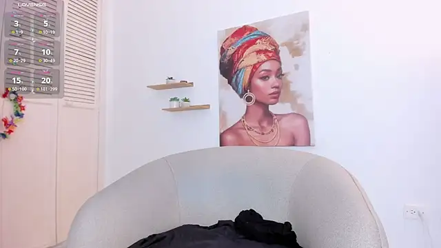 Layla arabelle online show from 10/13/25, 07:26