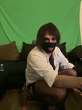 AlessiaTVFussfee online show from 05/21/26, 05:38