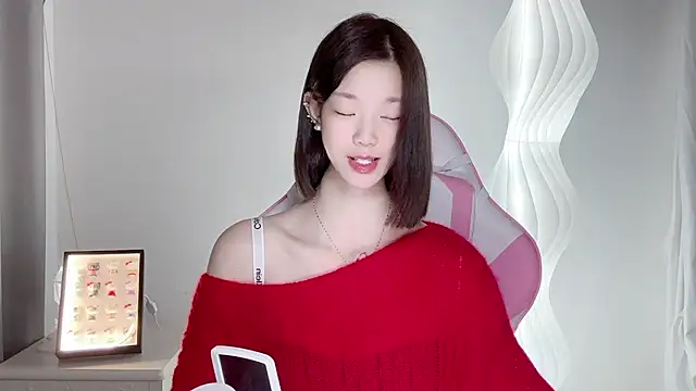 Snapshot of Gogo-888 chatting on 10/10/25, 11:55 Gogo-888 online show from 10/10/25, 11:55