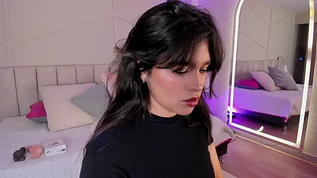 Eimmy bm online show from 12/04/25, 07:24