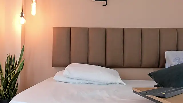 honeygray02 online show from 11/27/25, 03:29